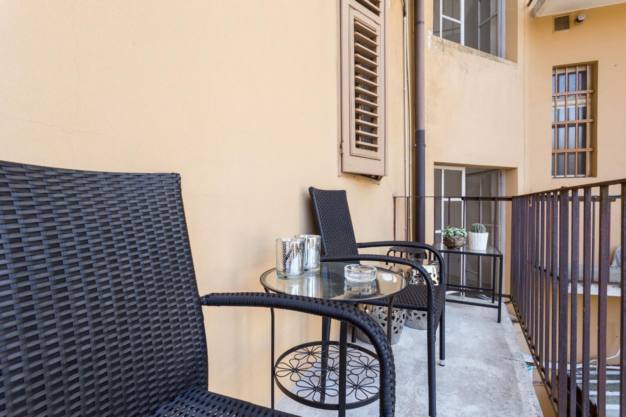 La Casa Di Gatsby Lusso In Pieno Centro Con Parcheggio Apartment Gorizia Luaran gambar